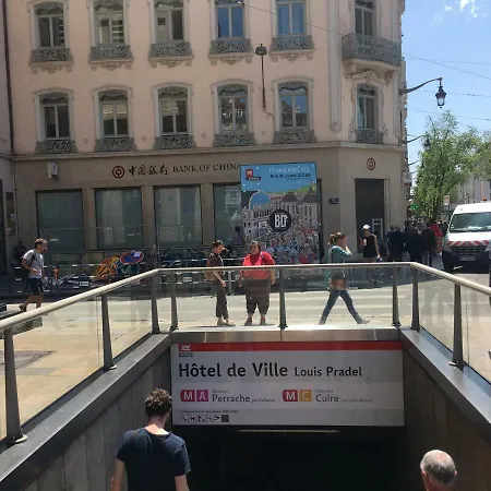 Le Calme De L'opera. شقة *