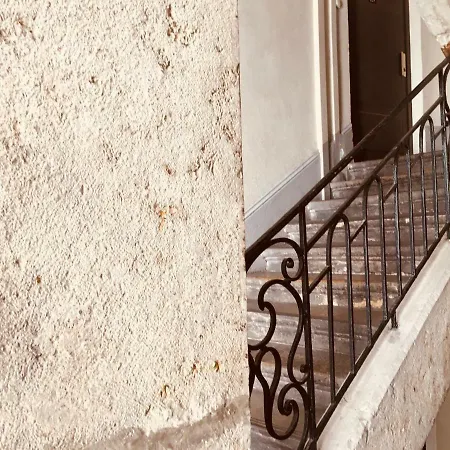 Le Calme De L'opera. Apartment